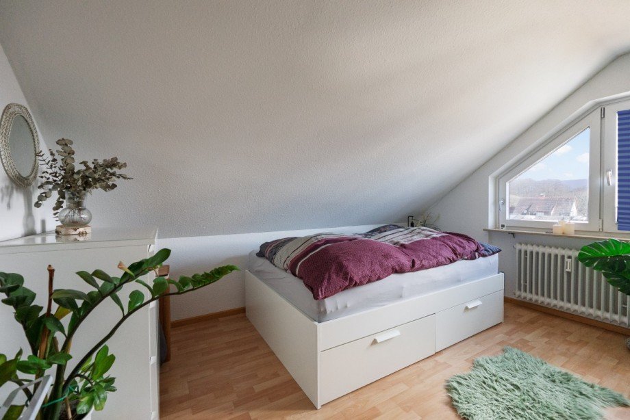 Schlafzimmer Dachgeschosswohnung Teningen
