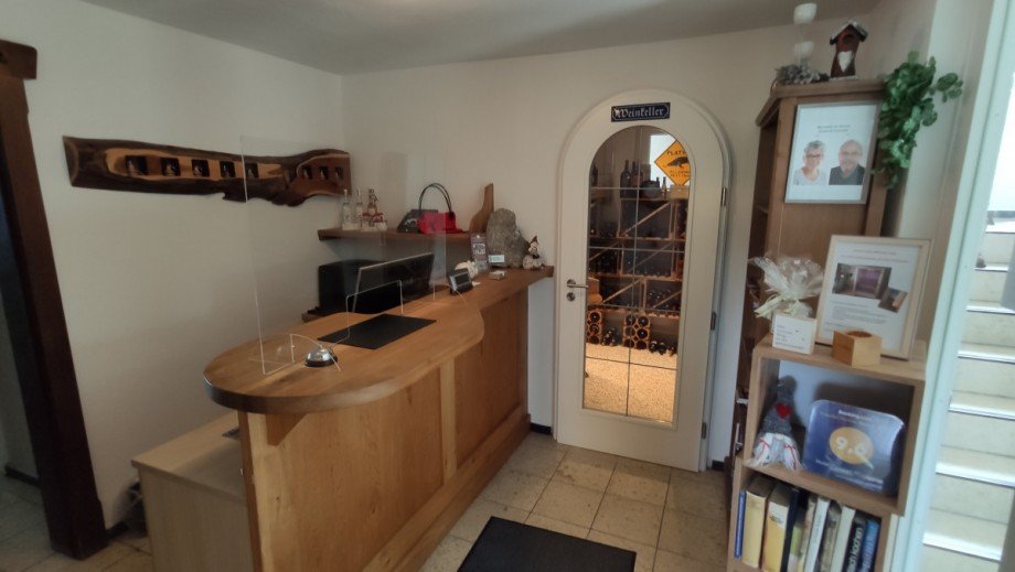 Rezeption mit Weinkeller Renditeobjekt Feldberg (Schwarzwald)