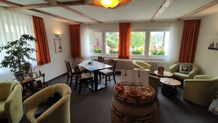 Gastraum EG Renditeobjekt Feldberg (Schwarzwald)