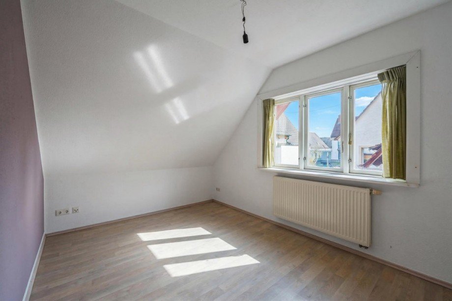 Schlafzimmer 2 Einfamilienhaus Ihringen